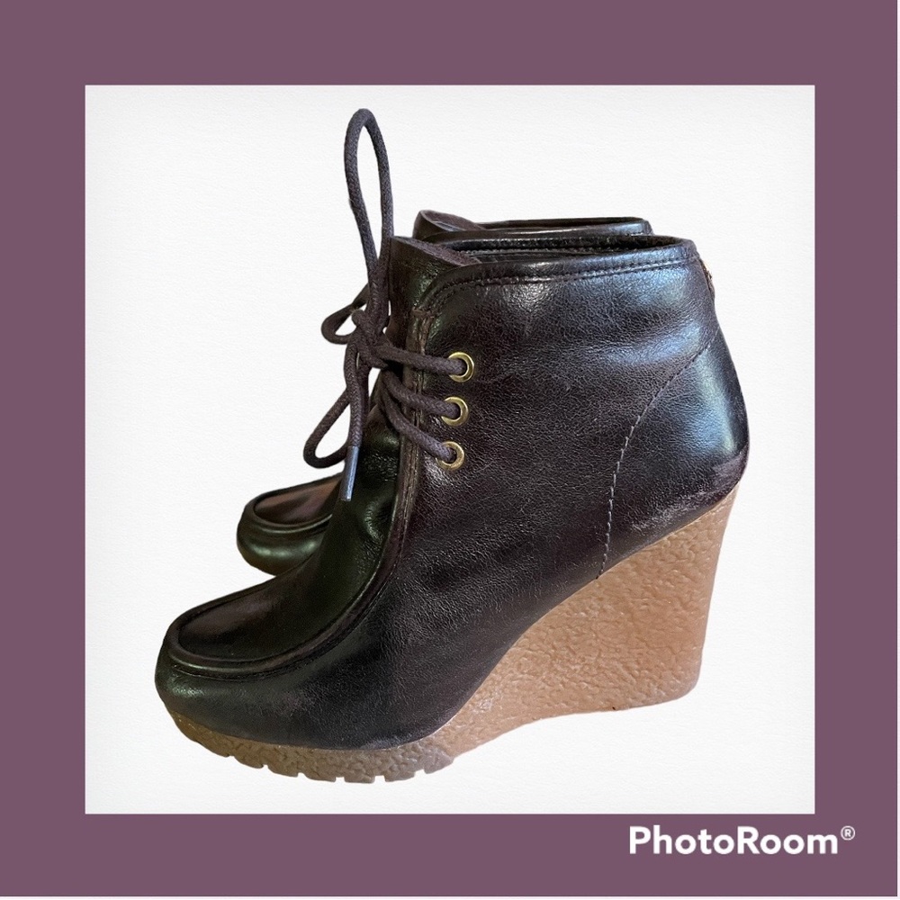 Michael Kors Bootie - Picture 3 of 13